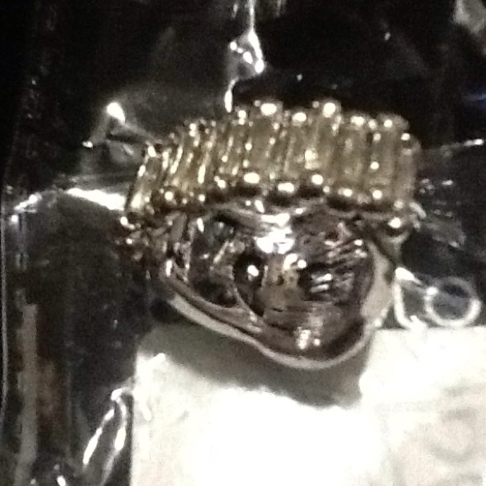 Ring - Picture 3 of 3